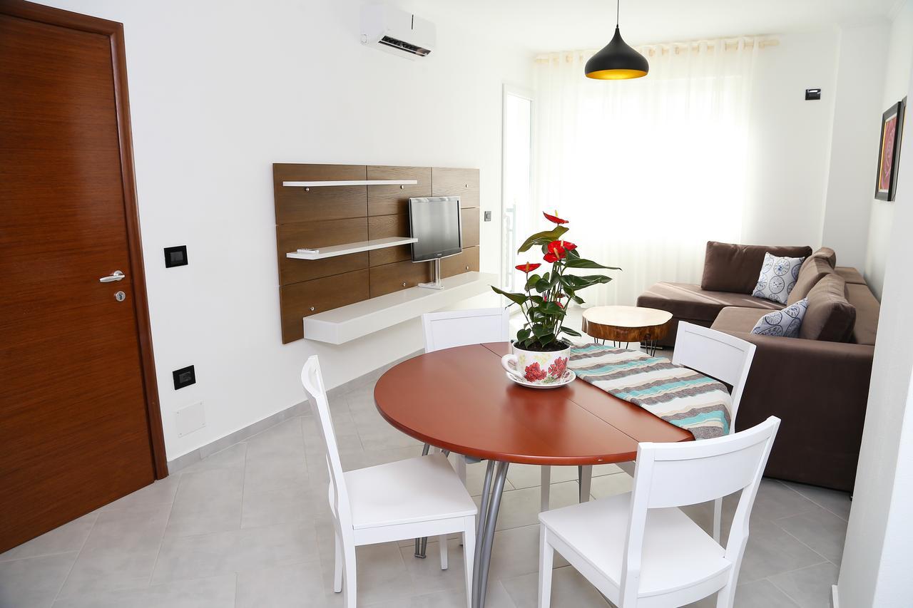 Carpe Diem Apartments-Hotel Shengjin Luaran gambar